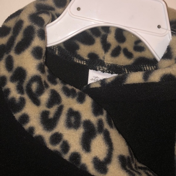Black Infant winter coat & hat with leopard print - Picture 2 of 5